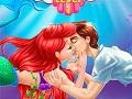 Oyun Ariel And Prince Underwater Kissing